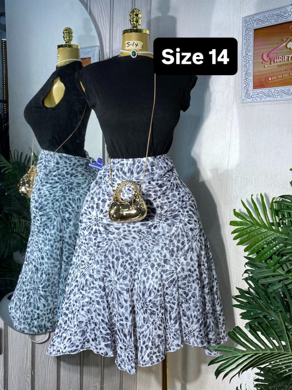 Chic Black & Grey Animal Print Flared Skirt Set - Size 14