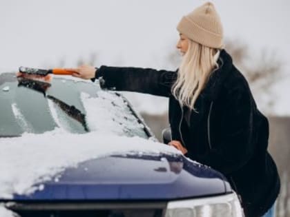 Опасности уборки снега в морозную погоду