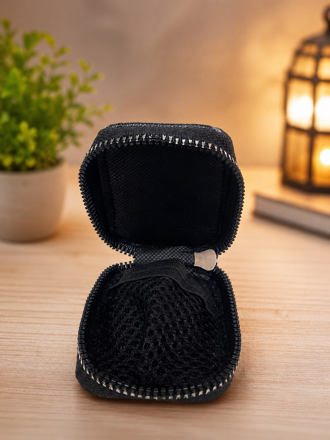Earbud all-round protection fashion Bluetooth-compatible earphone cover