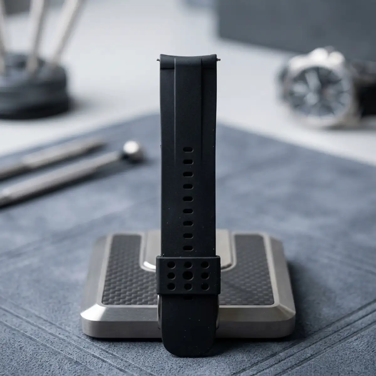 Soft Silicone Replacement Strap - Smart Watch Belt