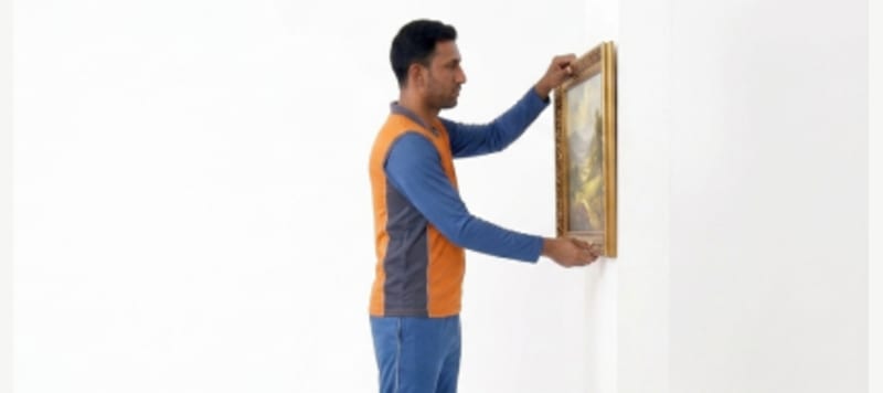 Art Hanging