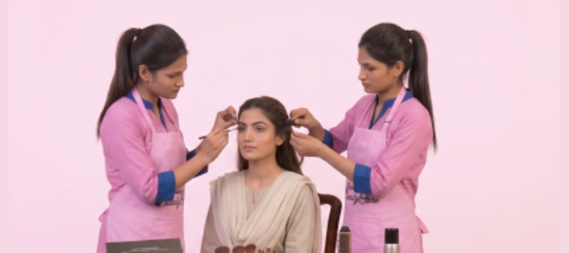 Soft Glam Makeup With Free Hairstyling and Lashes