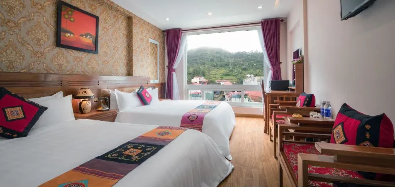 Saparis Station Hostel & Travel - Ảnh 1