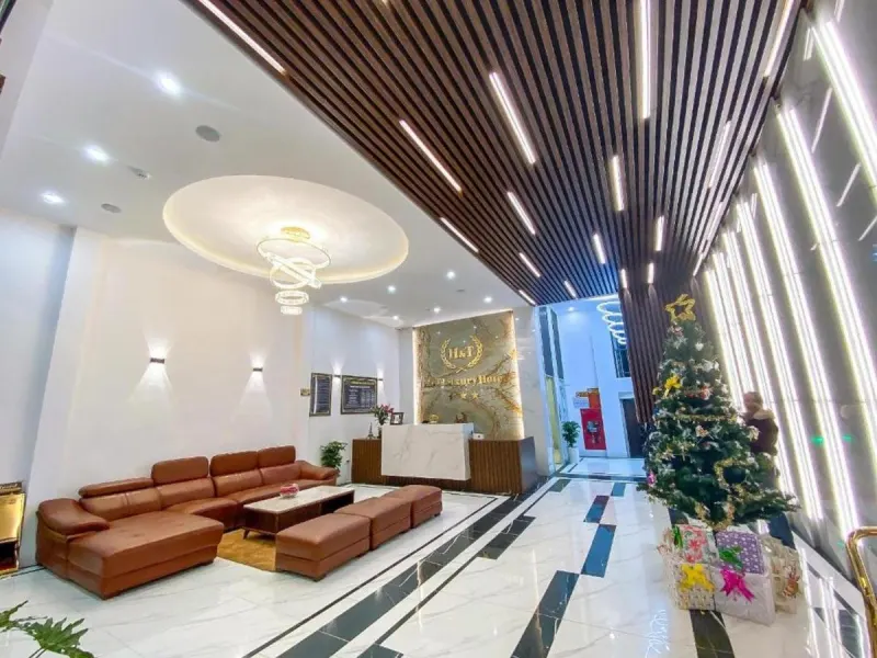 H&T Luxury Hotel - Ảnh 3