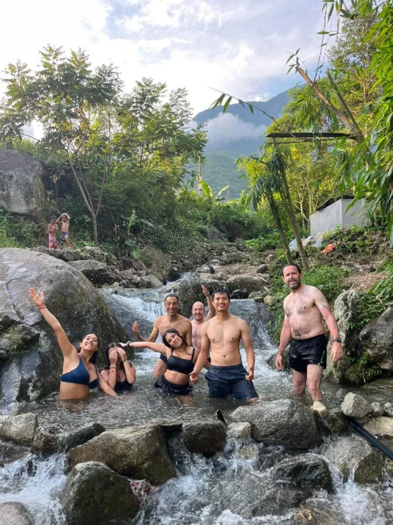 SaPa Hmong Streamside Homestay - Ảnh 12