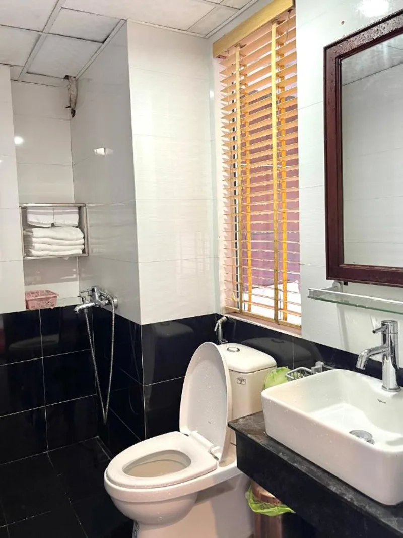 Golden Moon Hotel - Ảnh 11