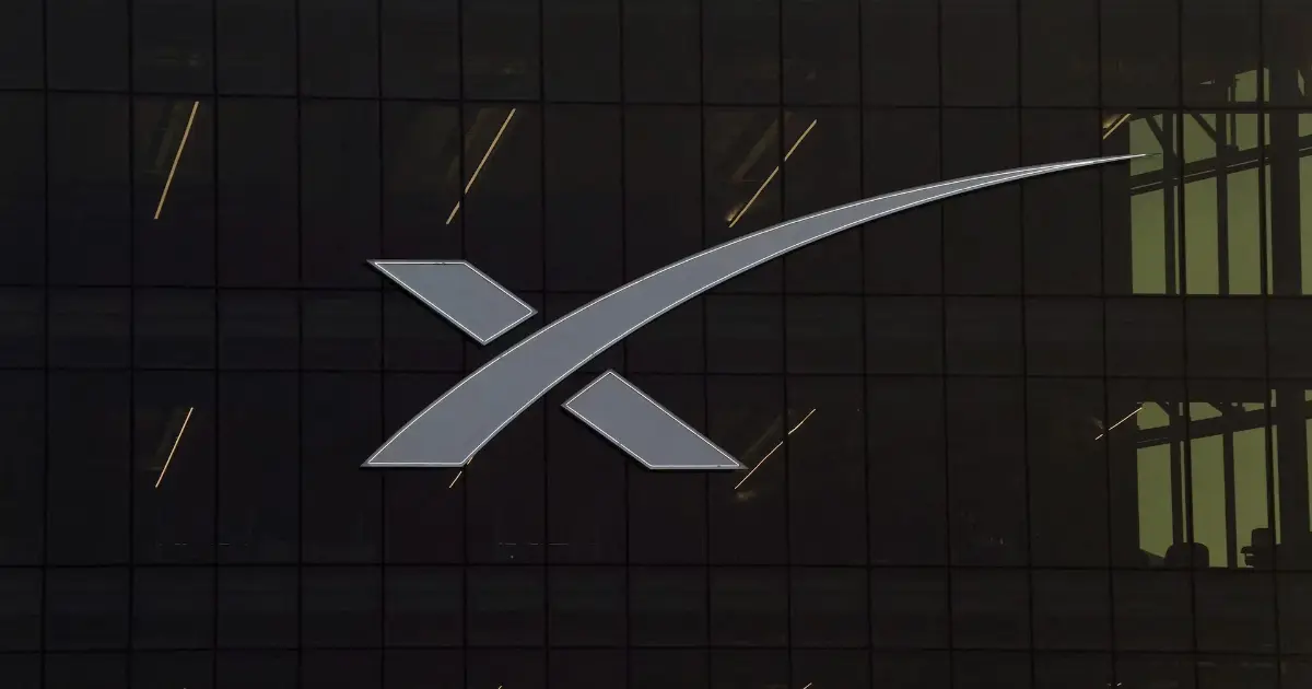 SpaceX nộp hồ sơ IPO, đặt mục tiêu định giá 2 nghìn tỷ USD