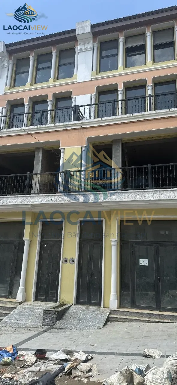 Bán Nhà 4 Tầng Xây Thô Trung Tâm Sapa - 100m², Giá 6,6 Tỷ, Cơ Hội Đầu Tư Sinh Lời