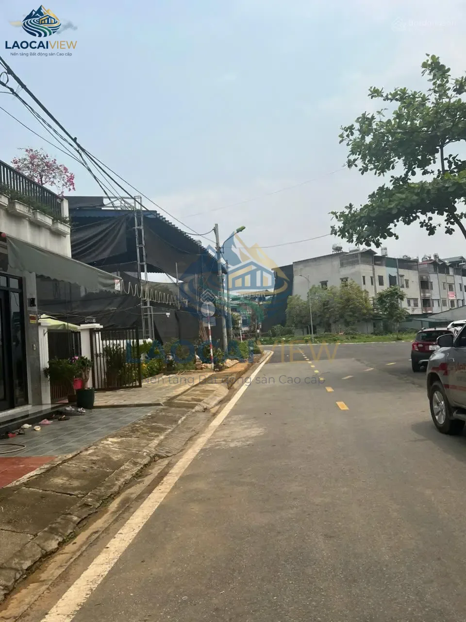 Bán nhà phố 3 tầng Quang Thái, Cam Đường, Lào Cai - 250m², Mặt tiền 10m, Giá 60 triệu/m²