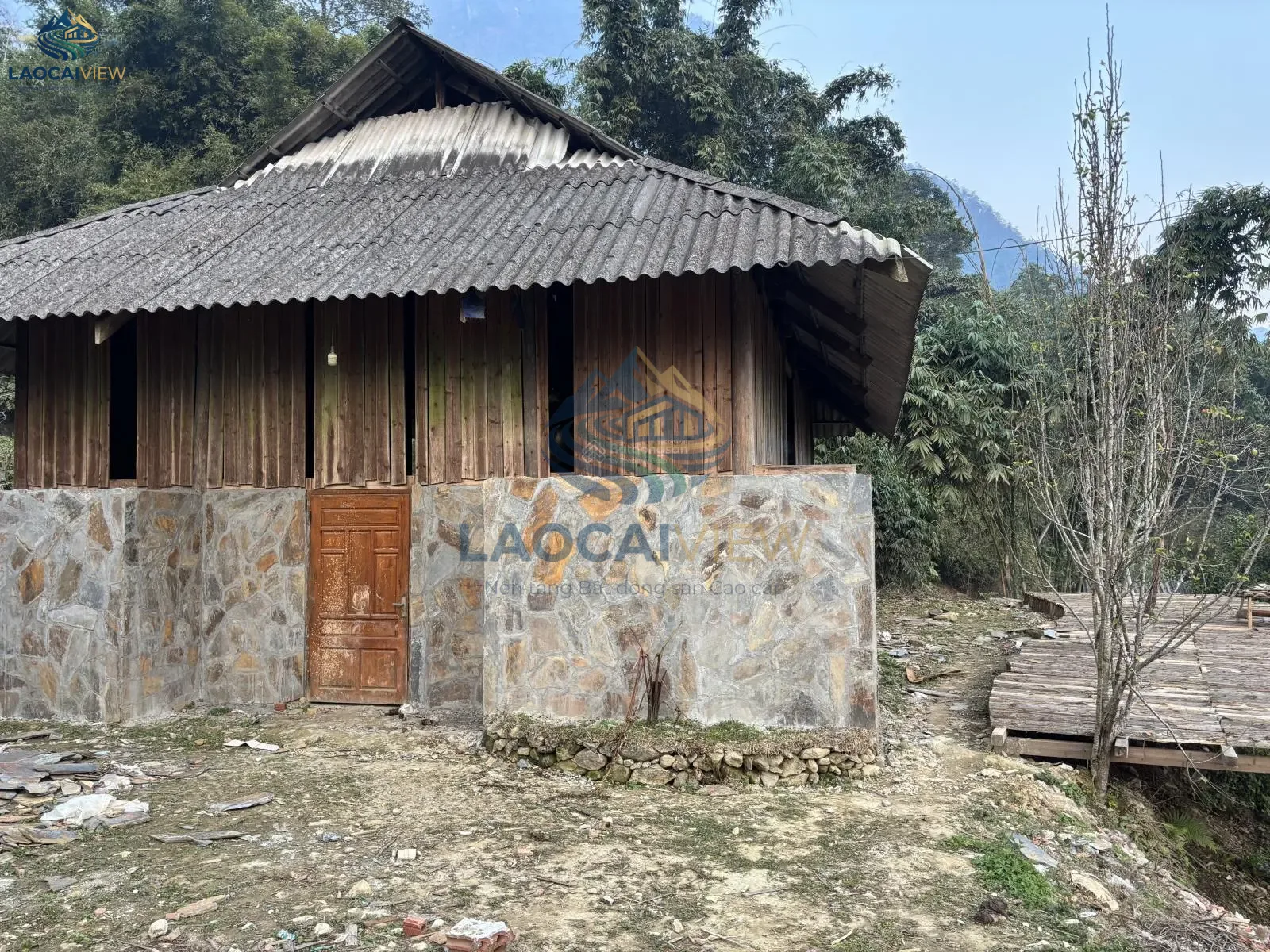 Nhà sàn mới trung tâm Tả Van, gần 1000m², chỉ 2.x tỷ – Đầu tư homestay, nghỉ dưỡng ngay Sa Pa