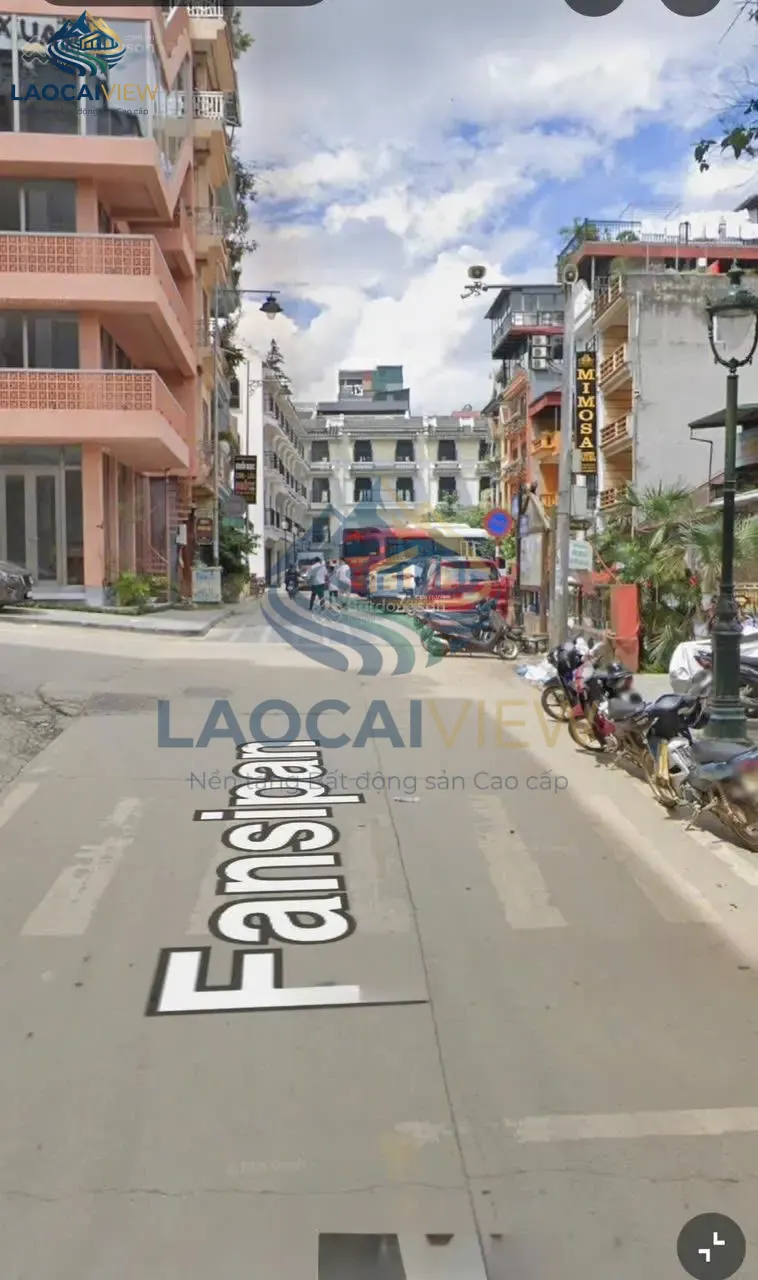 Bán nhà hàng phố Phanxipang - Trung tâm Sa Pa, Diện tích 8.752 m², Giá 90 tỷ, Vị trí siêu đắc địa, Gần Sunplaza 100m