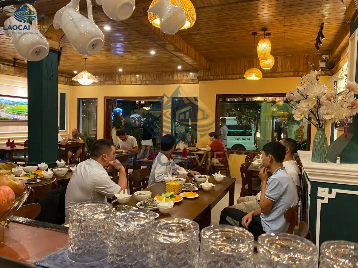 Sapa Big Tree Restaurant