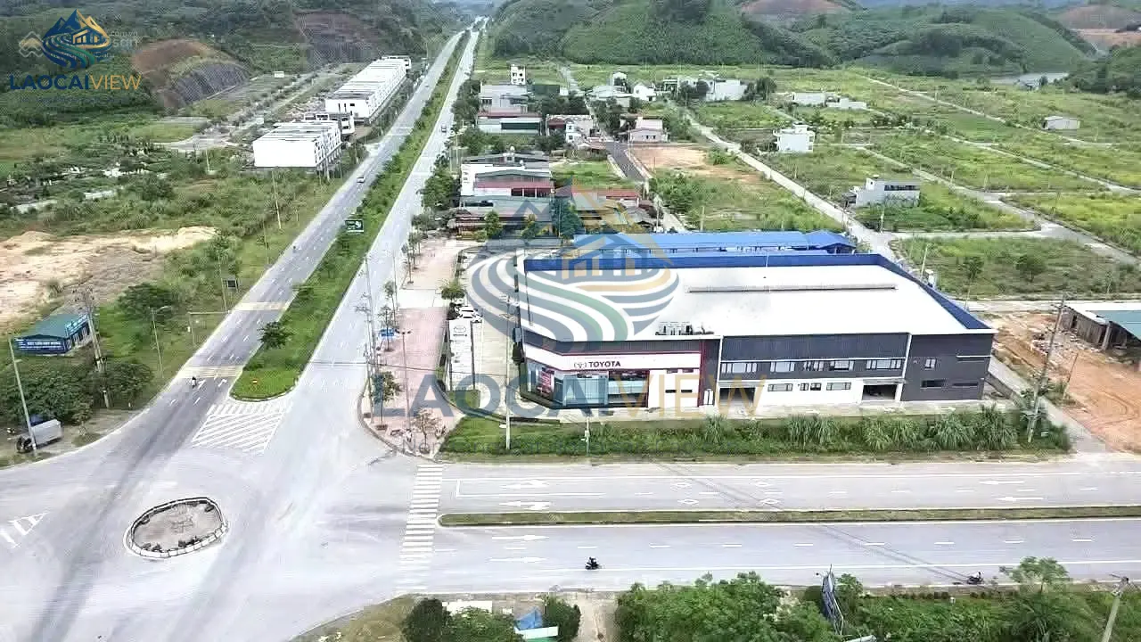 Lô góc 2 mặt tiền 8x15m, 120m², giá 1,6 tỷ - Đất nền giá rẻ tại tái định cư số 5 Yên Bái, gần IC12