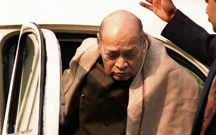 খামেনি হত্যাকাণ্ডে দিল্লির নীরবতা নিয়ে সোনিয়া গান্ধীর সমালোচনা