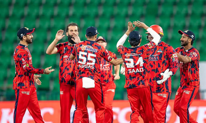 করাচি কিংসের শেষ মুহূর্তের নাটক, মোস্তাফিজের ৫ রানের জরিমানা জেতাল দলকে