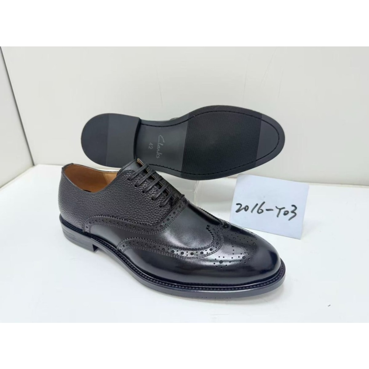CLARKS BLACK WINGTIP BROGUE OXFORD SHOES
