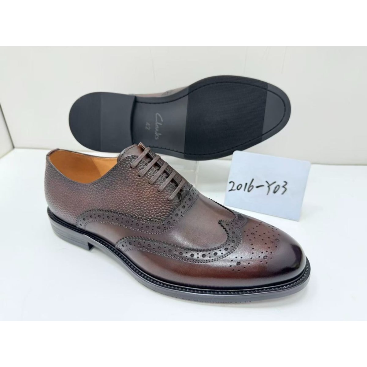 CLARKS DARK BROWN WINGTIP BROGUE OXFORD SHOES