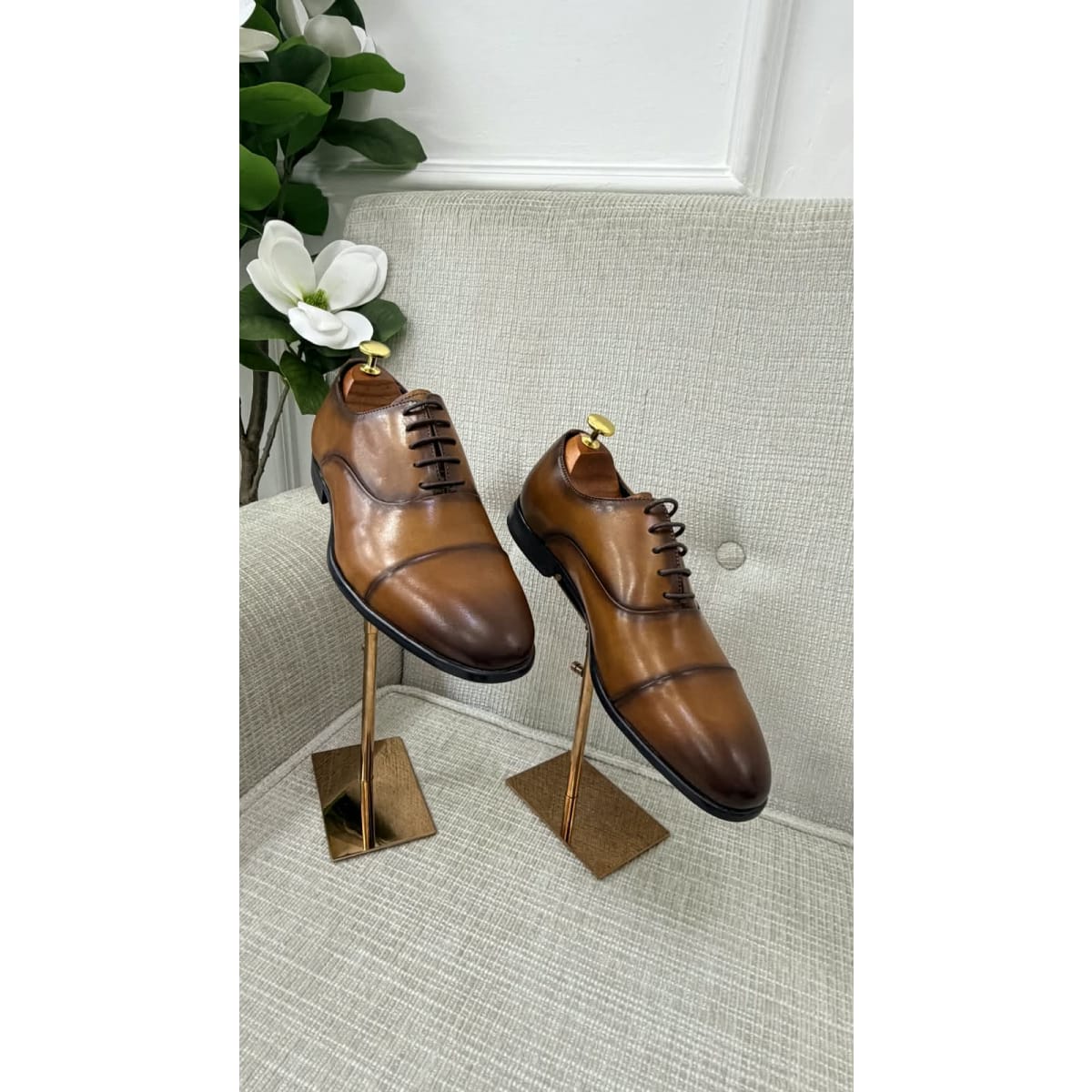 Tan Brown Cap Toe Oxford Shoes