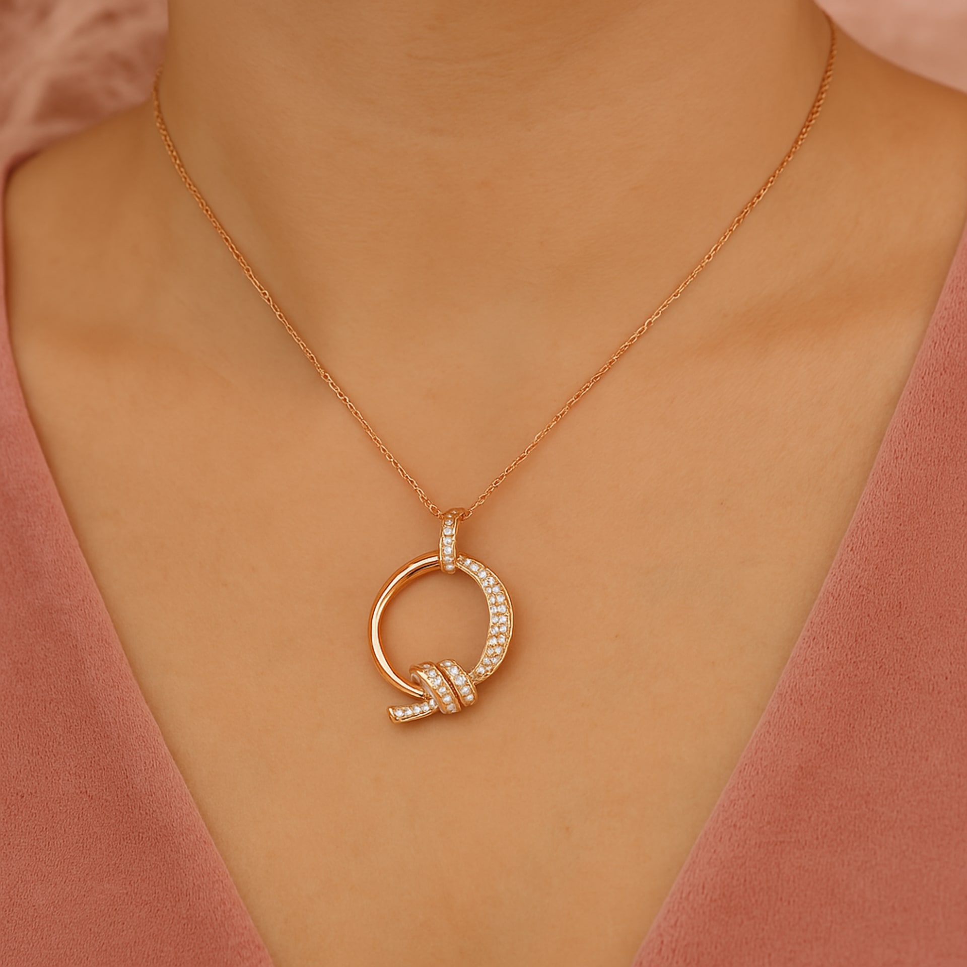 Luxe Knot Chain image 2