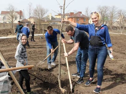 Жители Таганрога могут посадить именное дерево в честь рождения ребенка