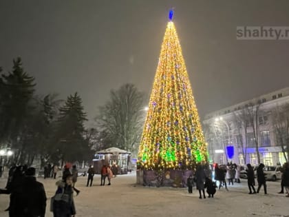 В Шахтах установят елку на площади Ленина: открытие — 28 декабря