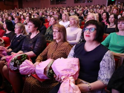 Почетным знаком «За ратную службу» награждены две жительницы Дона – военные медики