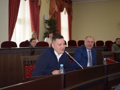 Депутат городской думы Руслан Щухомет досрочно сложил свои полномочия