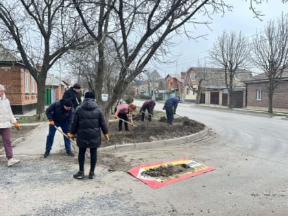 В Таганроге начались весенние субботники: следующий – 30 марта