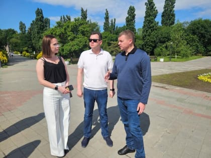 Андрей Фатеев: 27 тысяч цветов высажено в Таганроге с середины июня