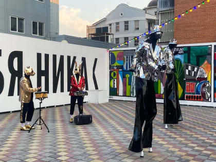 «Люди устали от понятия „вандализм“»: в Ростове открыли галерею уличного искусства