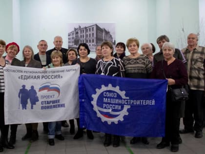 Депутат Лидия Новосельцева организовала поход в театр для людей старшего возраста