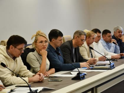 Константин Доморовский провел совещание по качеству мобильной связи и Интернета на территории Аксайского района