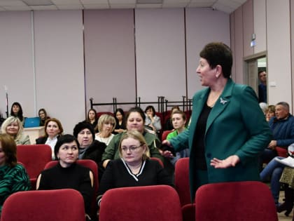 О работе в 2022 году отчиталась Глава Ленинского сельского поселения