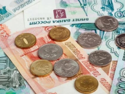 Работающие пенсионеры получат дополнительные выплаты с августа