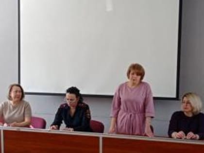 Советники директора по воспитанию приняли участие в совещании по вопросам обеспечения безопасности детей