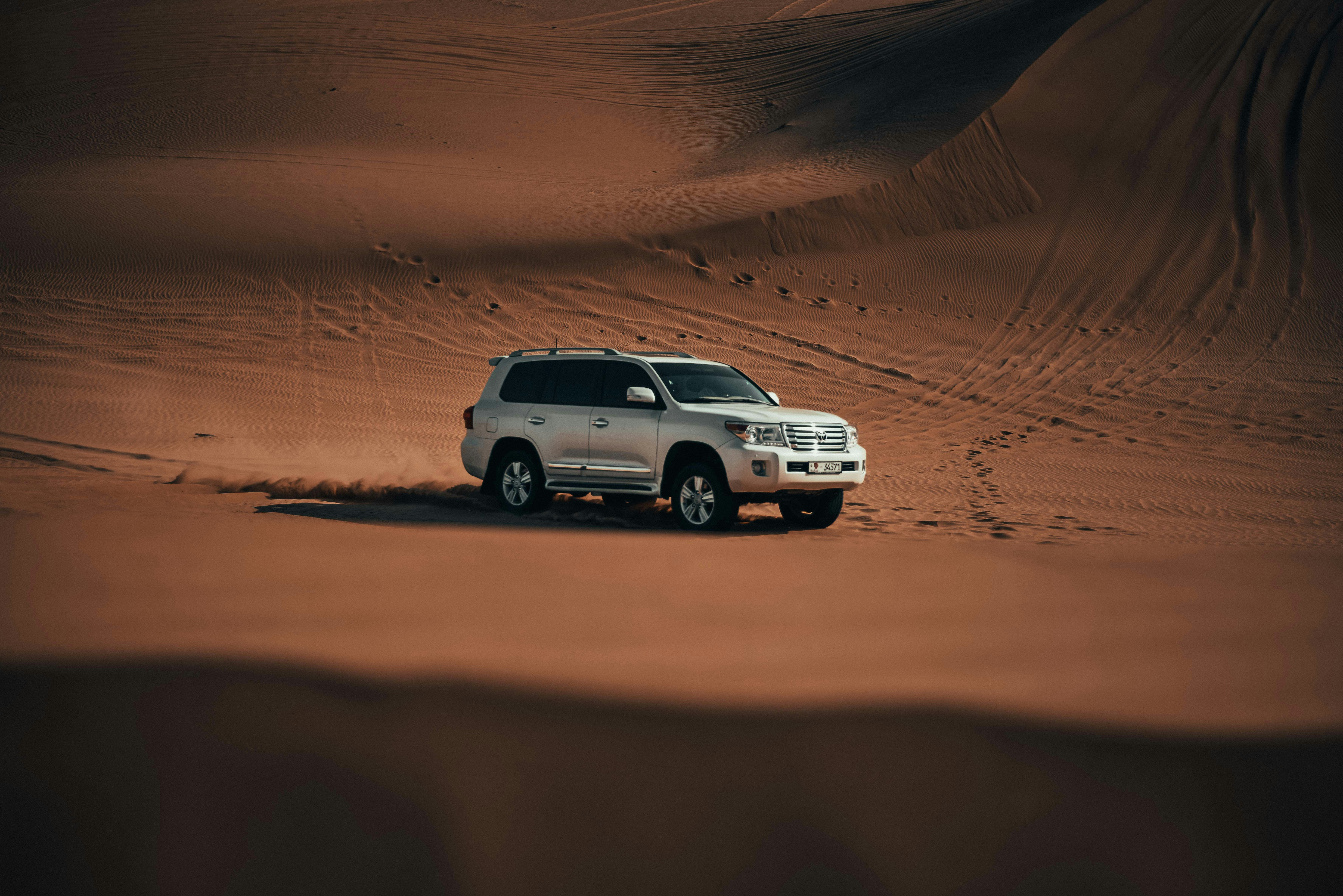Dessert Safari 4x4 Car