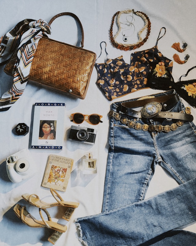 Fashion & Accessories