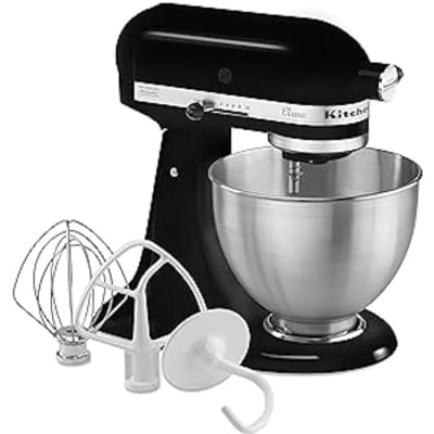 KitchenAid Classic Series 4.5-Quart Tilt-Head Stand Mixer – photo 2 in Ottawa
