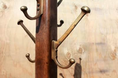 Standing Coat Rack – photo 4 in Embrun
