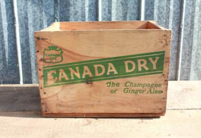 Canada Dry Wooden Crate for rent in Embrun