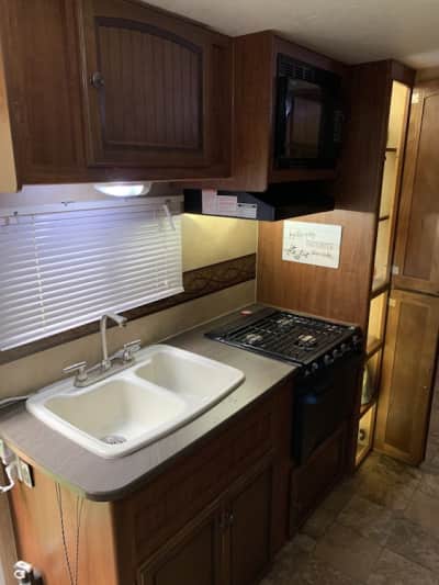 2013 Travel Trailer - 23’ Jayco X23F Hybrid – photo 8 in Rockland