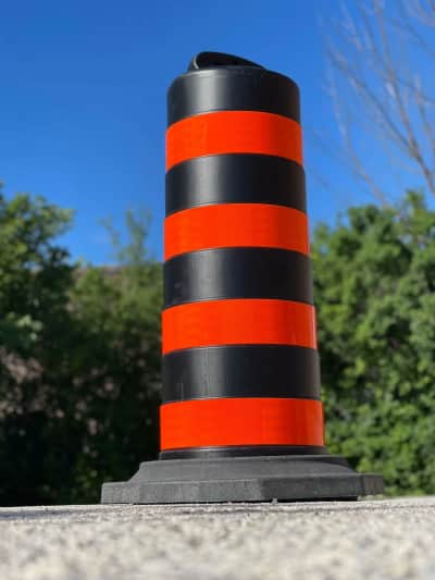 Traffic Barrel With Weighted Rubber Base – photo 6 in Kanata