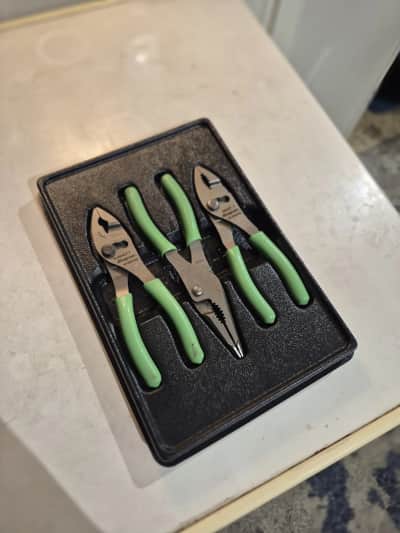 Snap-on Small Plier Set Rental in San-Diego for rent in San-Diego