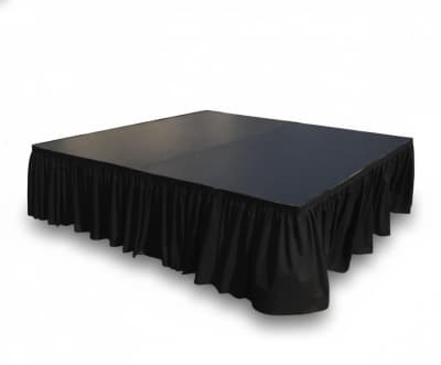 Stage Section 4ft x 8ft for rent in Orléans