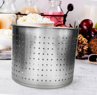 Cooking / Seafood Boil / Corn Strainer - 60 qt – photo 4 in Arnprior
