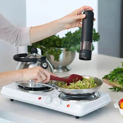 Portable Electric Hot Plate / Double Burner Stove Cook Top for rent in Arnprior