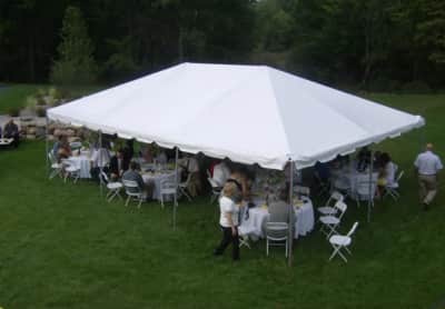Frame Tent 20' x 30' (Installed) for rent in Orléans