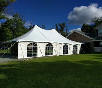 30' x 45' Pole Tent - ( Installed ) – photo 2 in Orléans