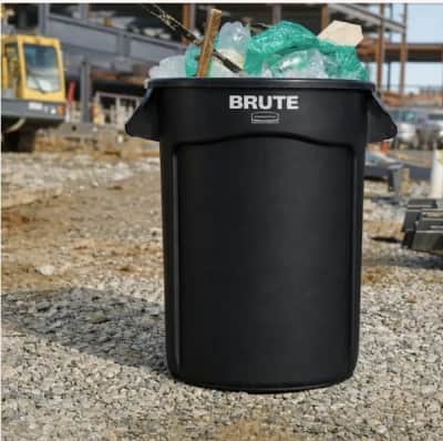 Durable Garbage Pail – photo 3 in Kanata