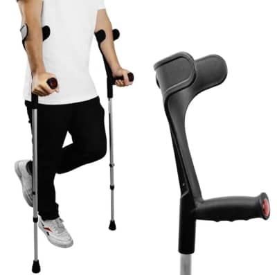 Lightweight Adjustable Forearm Crutches – photo 2 in Kemptville